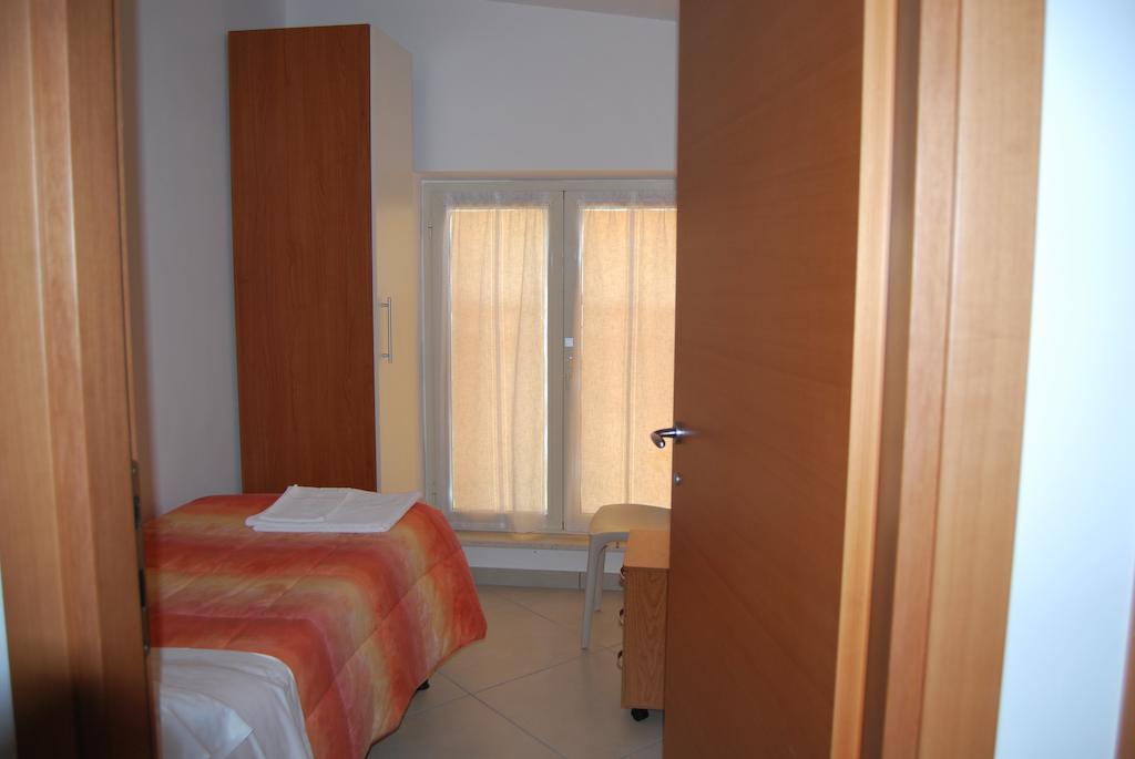 Hotel Europa Nereto Zimmer foto